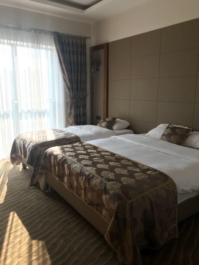 Yze Pirlanta Hotel