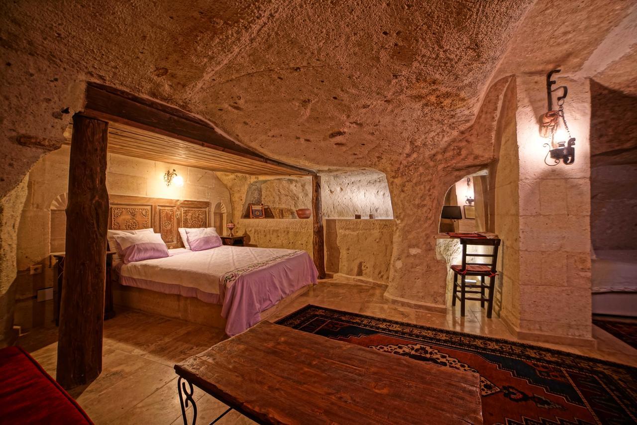 Jerveni Cave 2*
