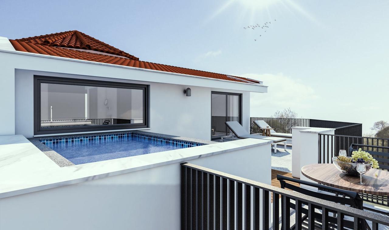 Amber Villa