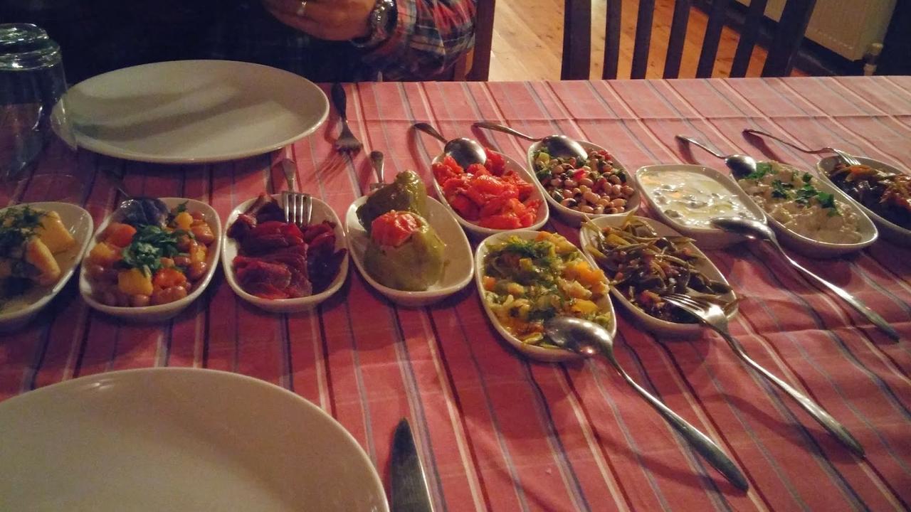 Yedigoller & Restaurant Uzungol