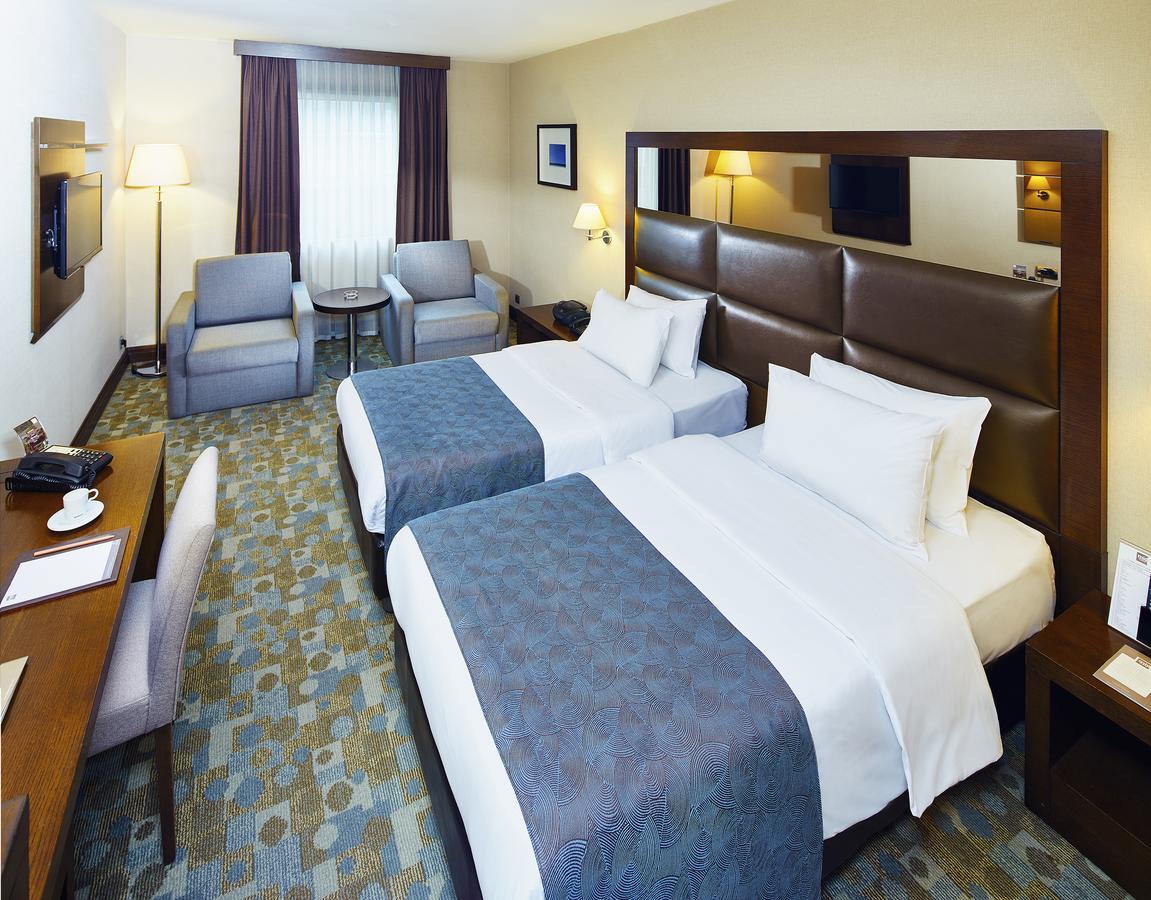 Midtown Hotel