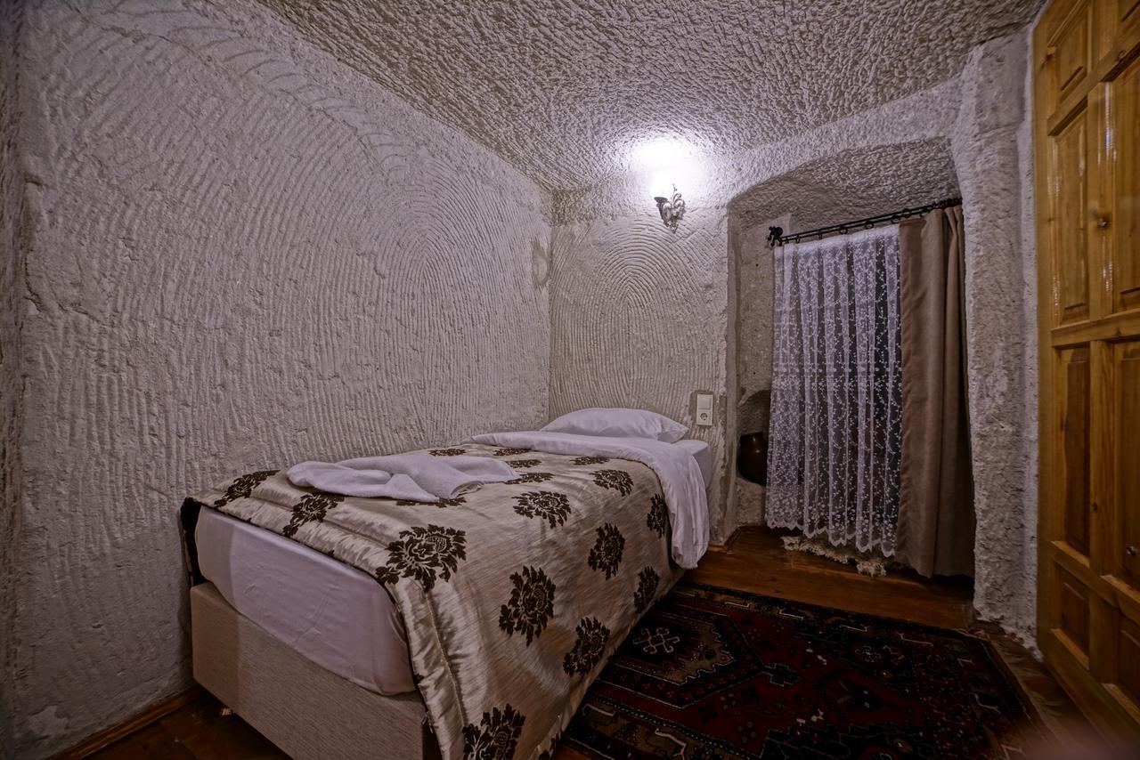 Melek Cave Inn