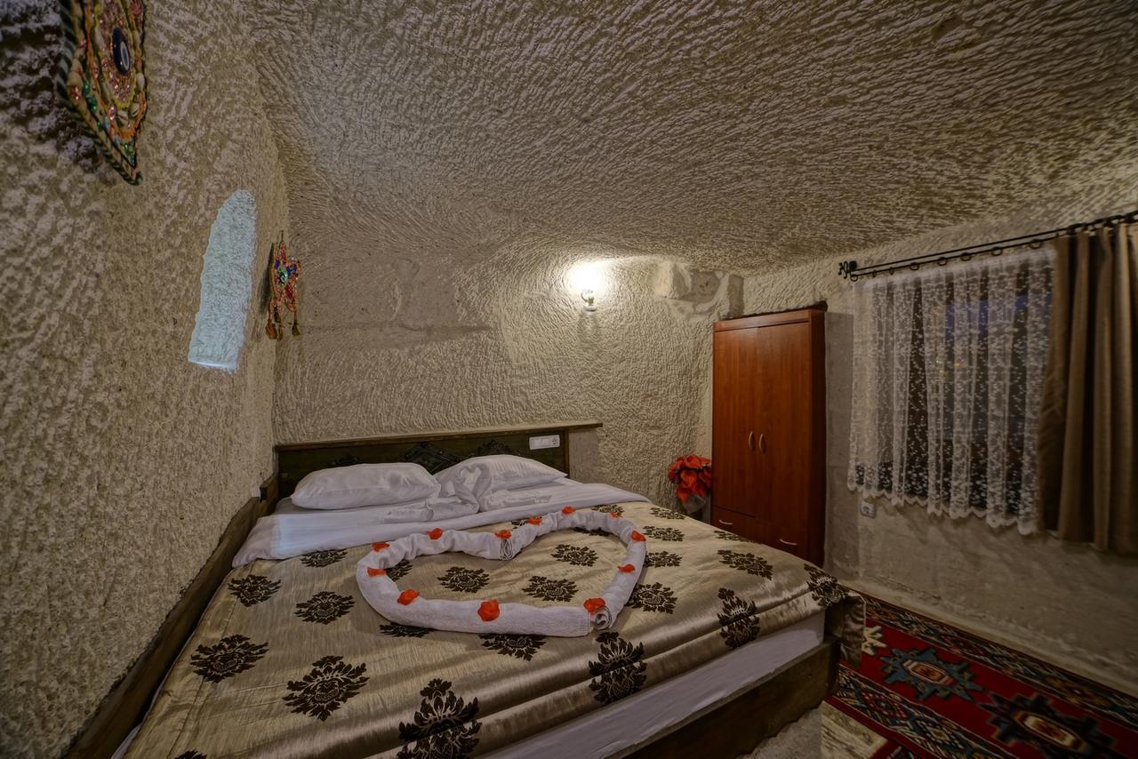 Melek Cave