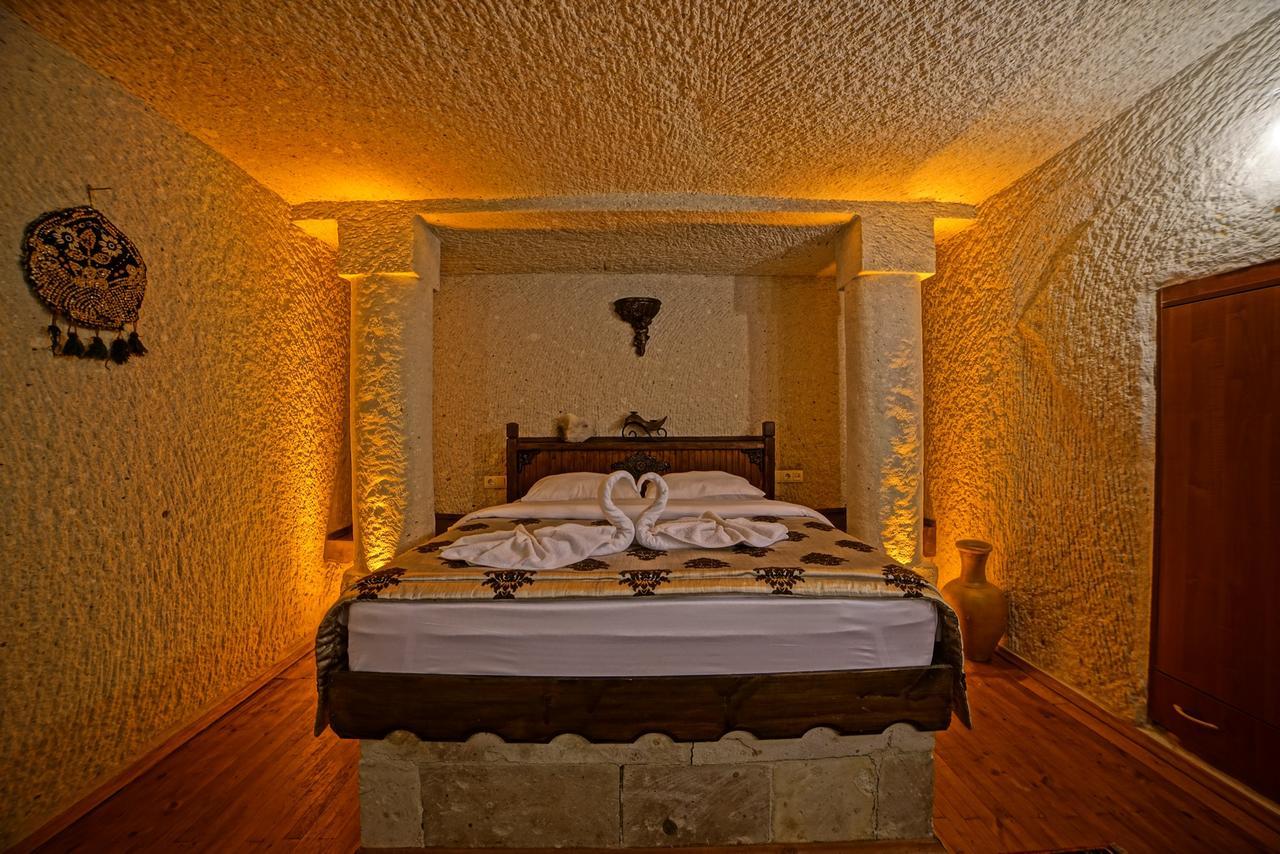 Melek Cave Inn