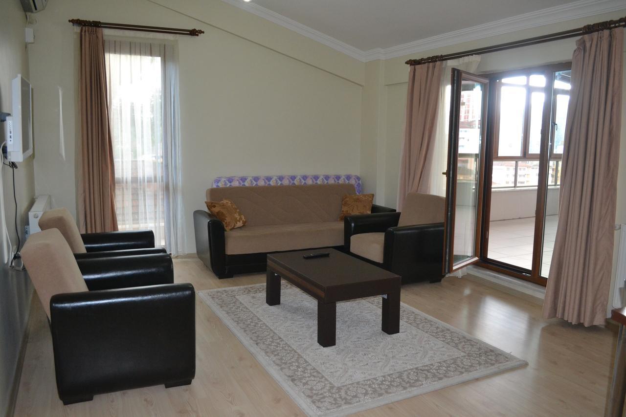 Almasa Aparts Apartment