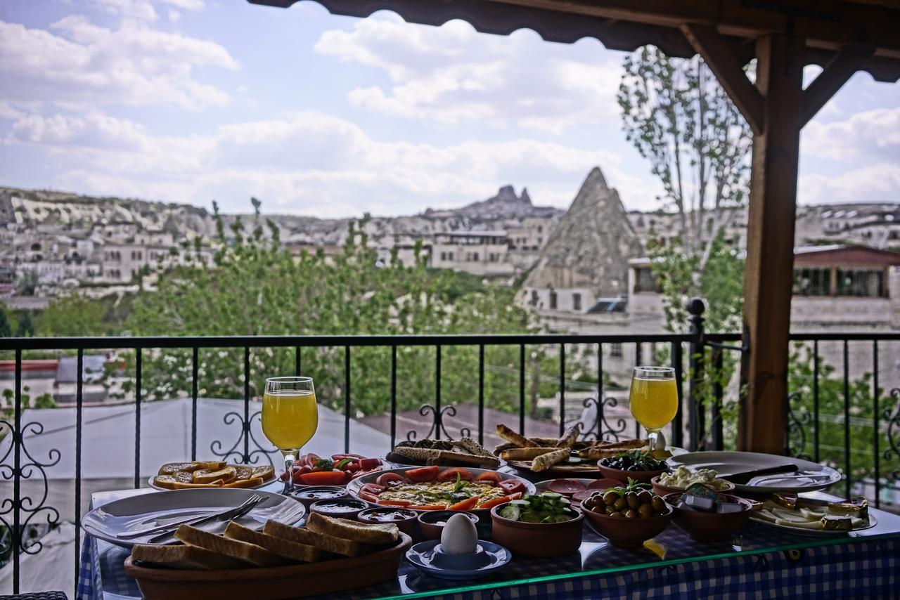 Valley Cave House Hotel 2*