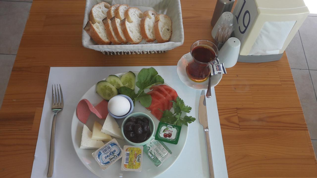 Ozukara 1 Aparthotel 3*