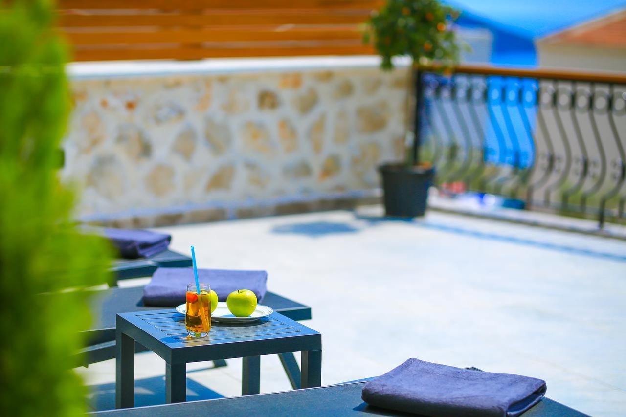 Samira & Aparts & Kalkan