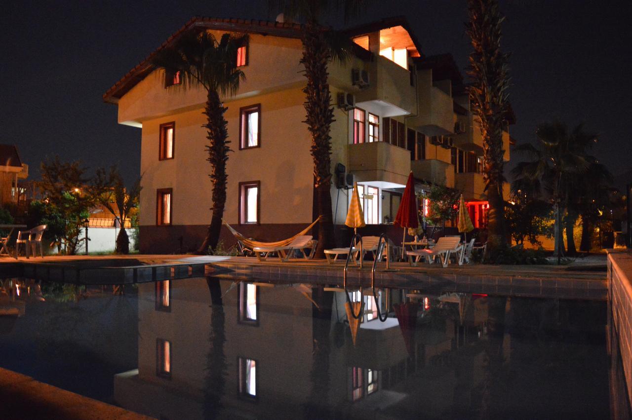 Aparthotel Erasmus *