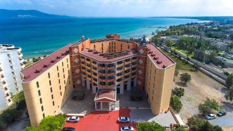 Hotel The