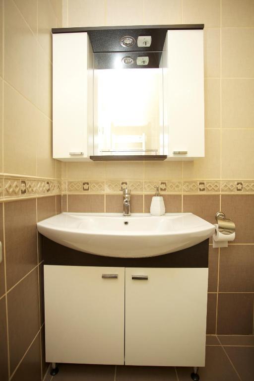 Aparthotel Balat Suites 3*