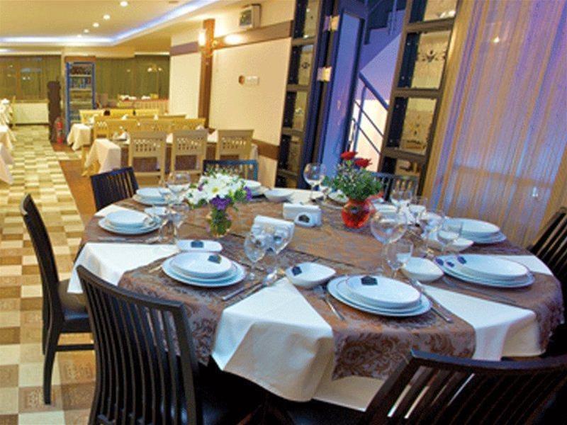 Hotel Hermanos