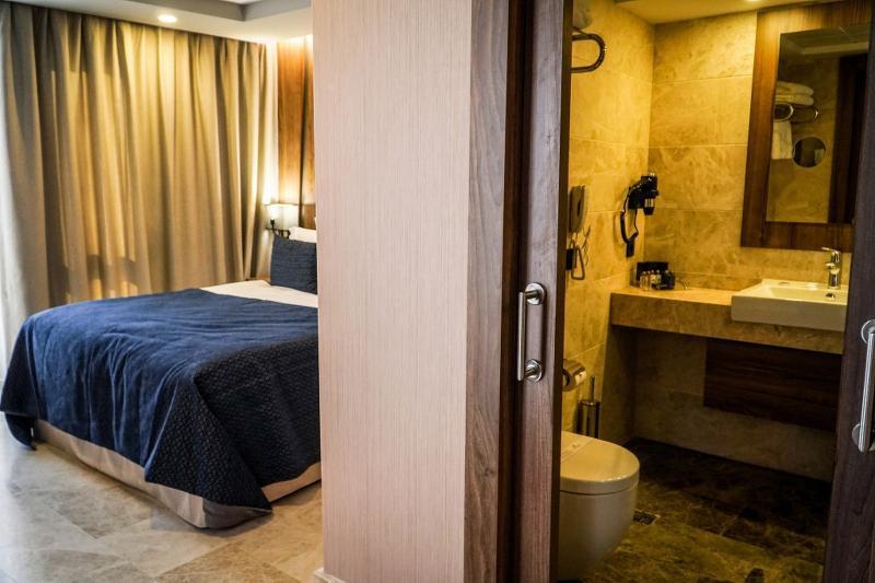 Hotel Extenso 4*