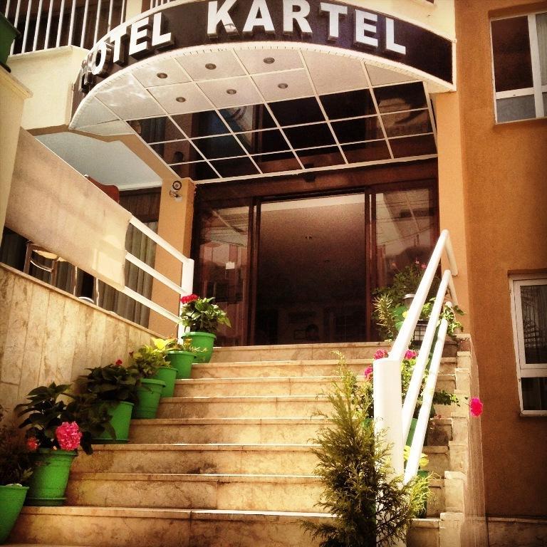 Kartel Hotel 2*