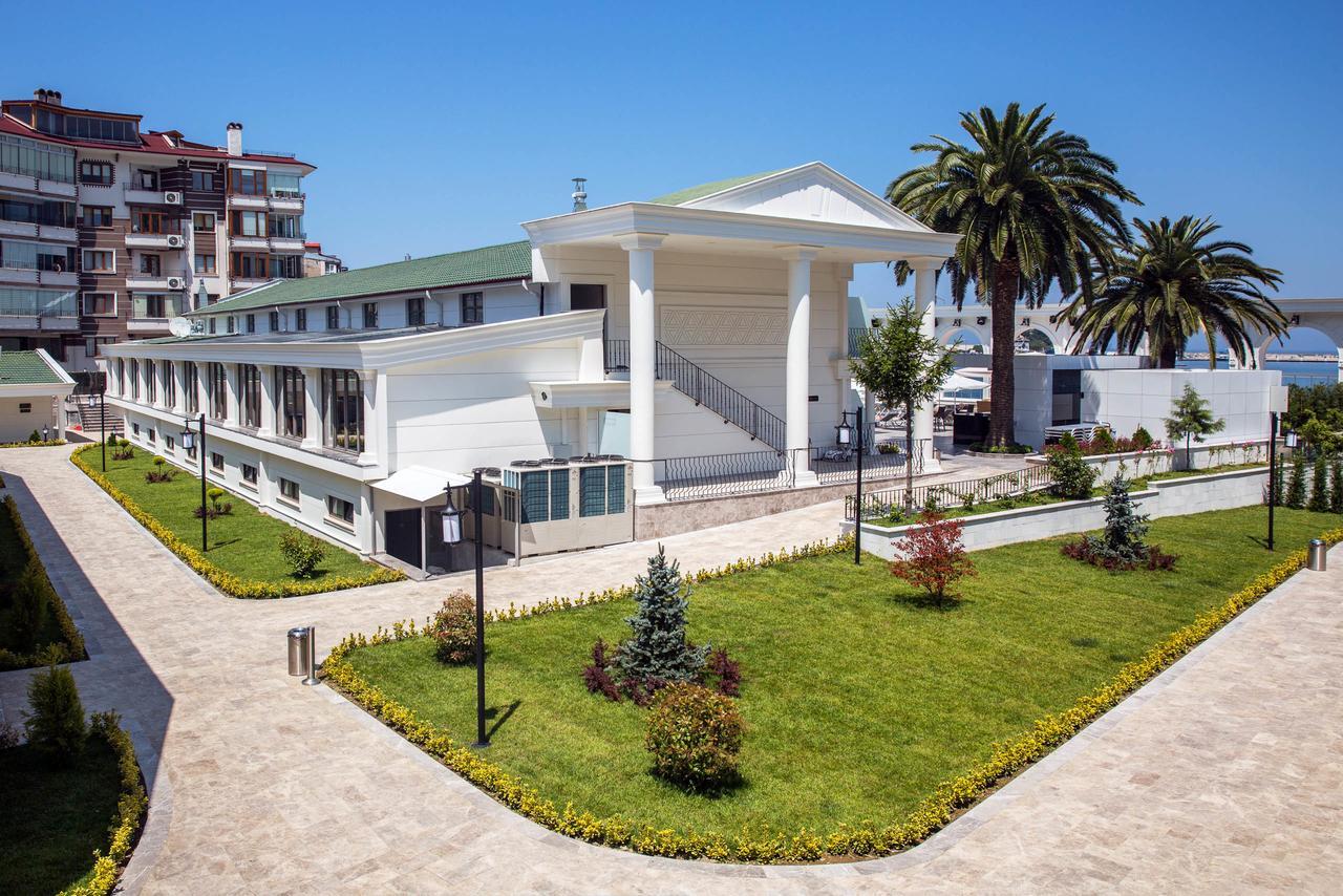 Hotel Northdoor 4*