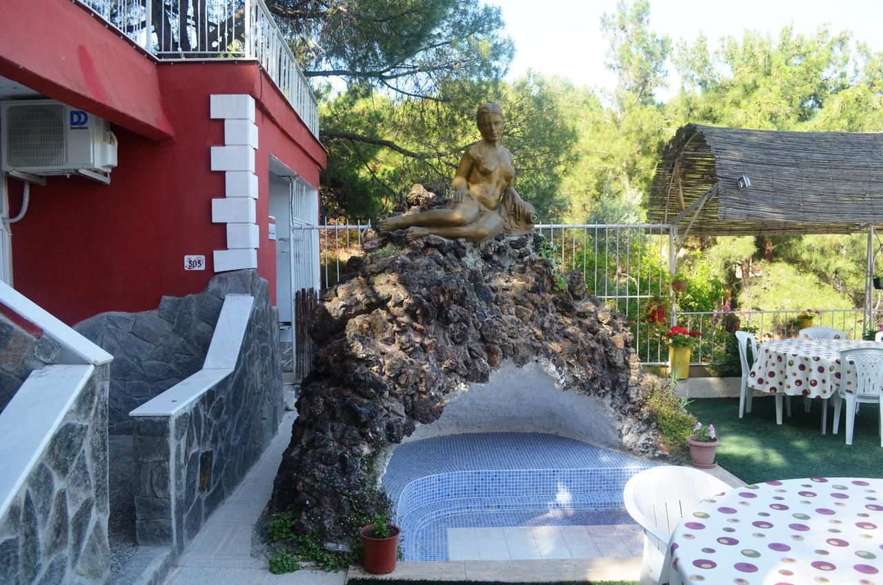 Tunc Hotel