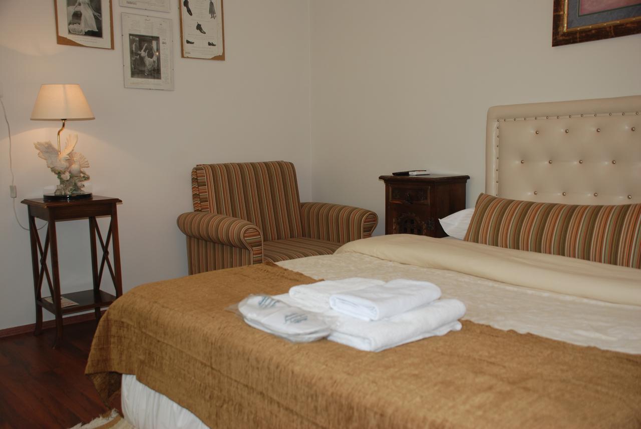 Antik Hotel 2*