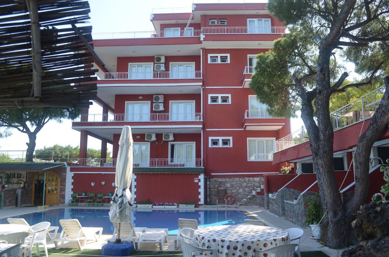 Tunc Hotel