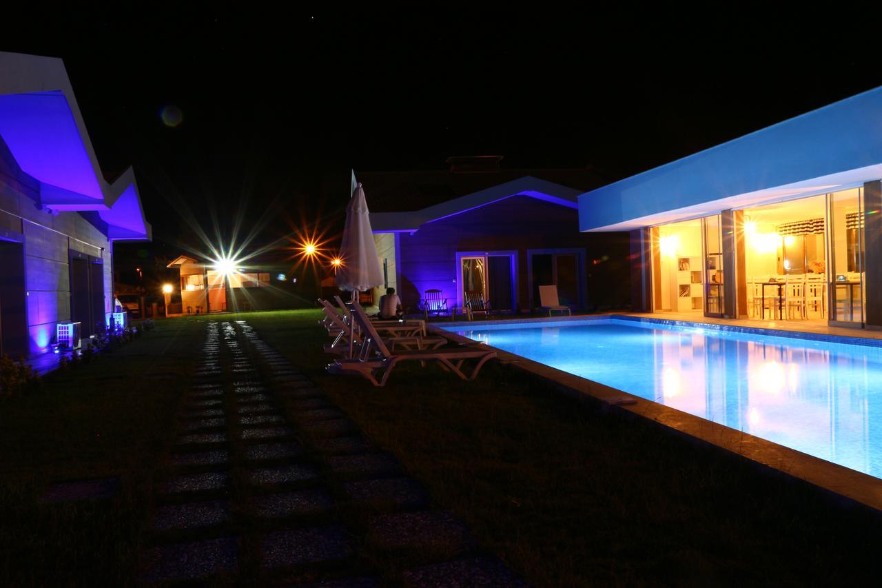La Vida 3* Urla