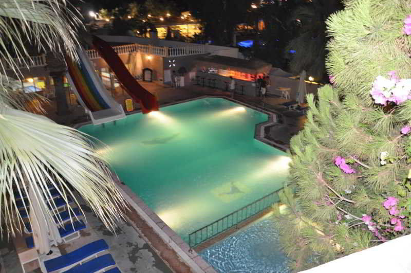 Anil Hotel 3*