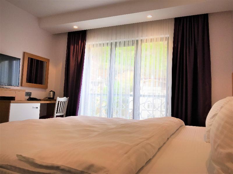 Hotel Golden 4*