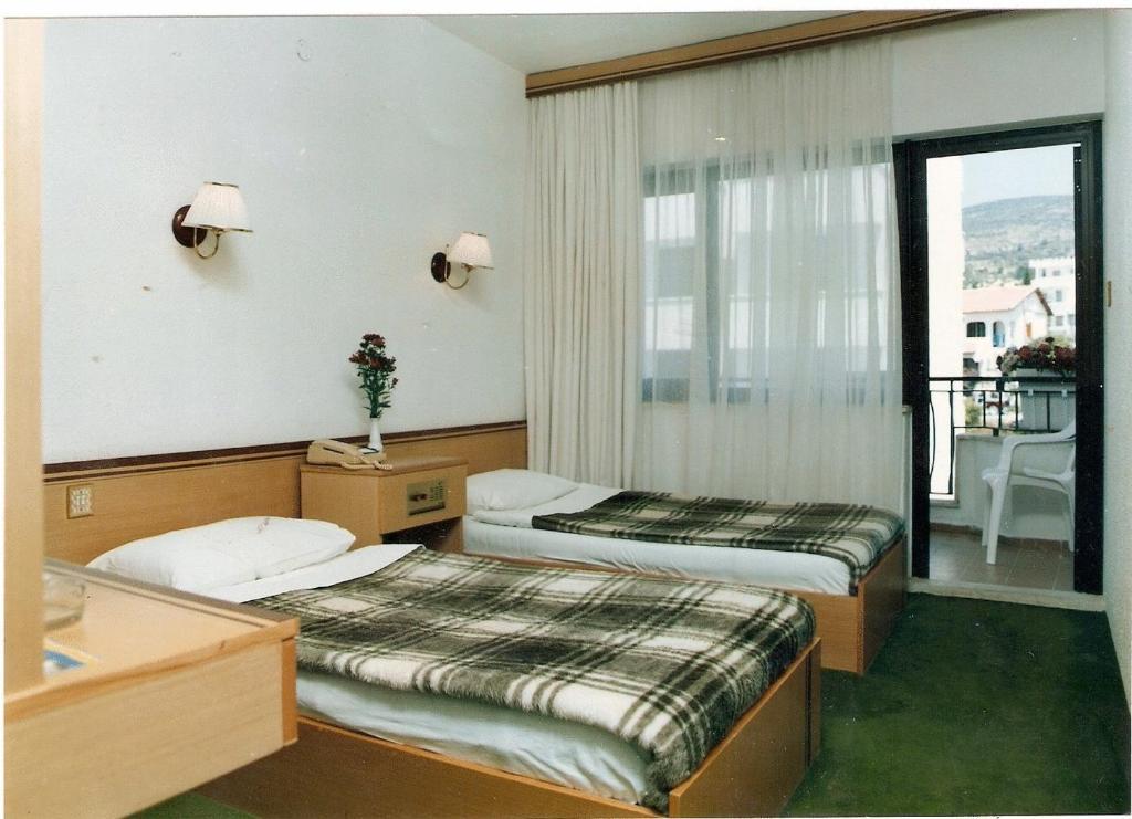 Alp Hotel 2*