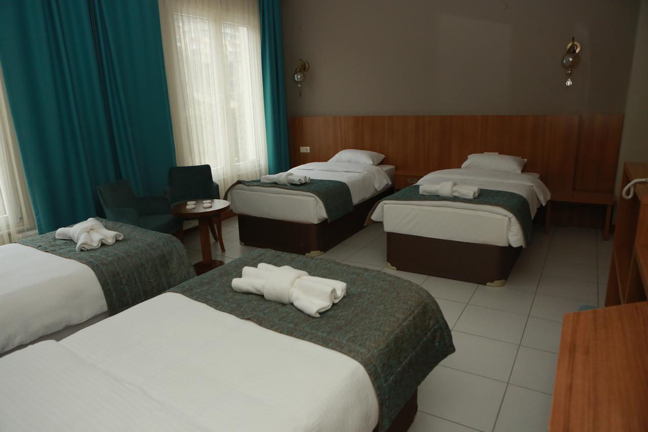 Hotel Safi̇r *