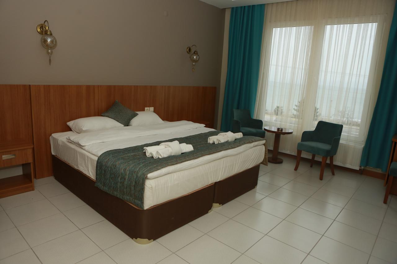 Hotel Safi̇r *