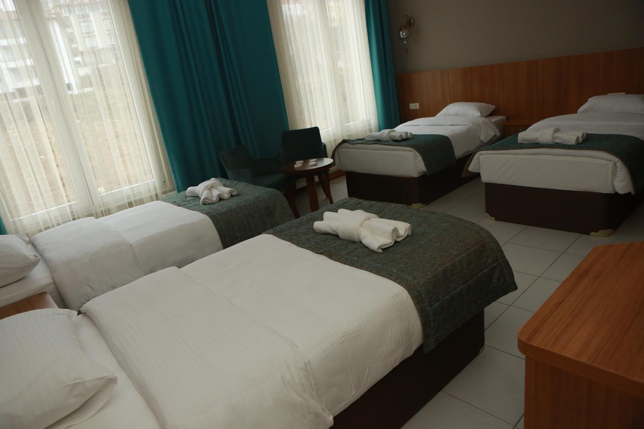Hotel Safi̇r