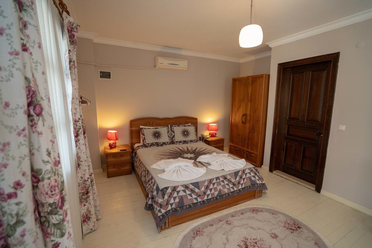 Nobela Hotel