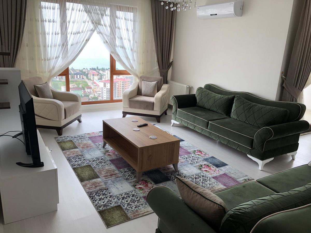 Apartment May Yapi