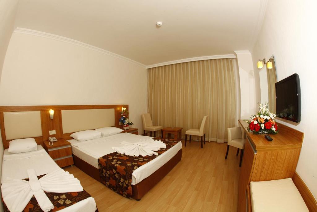 Cenger Resort