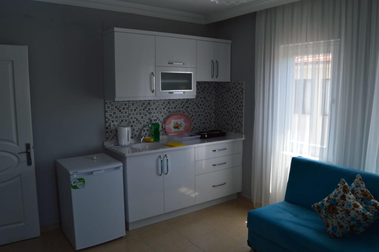 Erken Apartment *