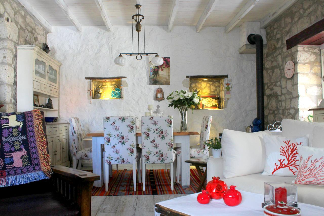 Yukari Sokak Special Category Guest house Alacati