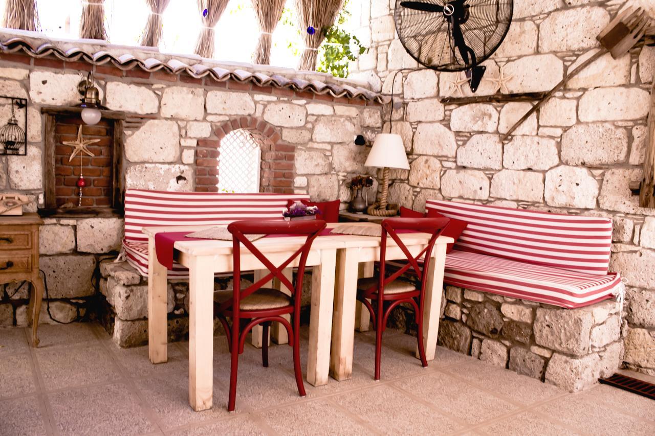 Fi̇li̇zce Konuk Evi Alacati