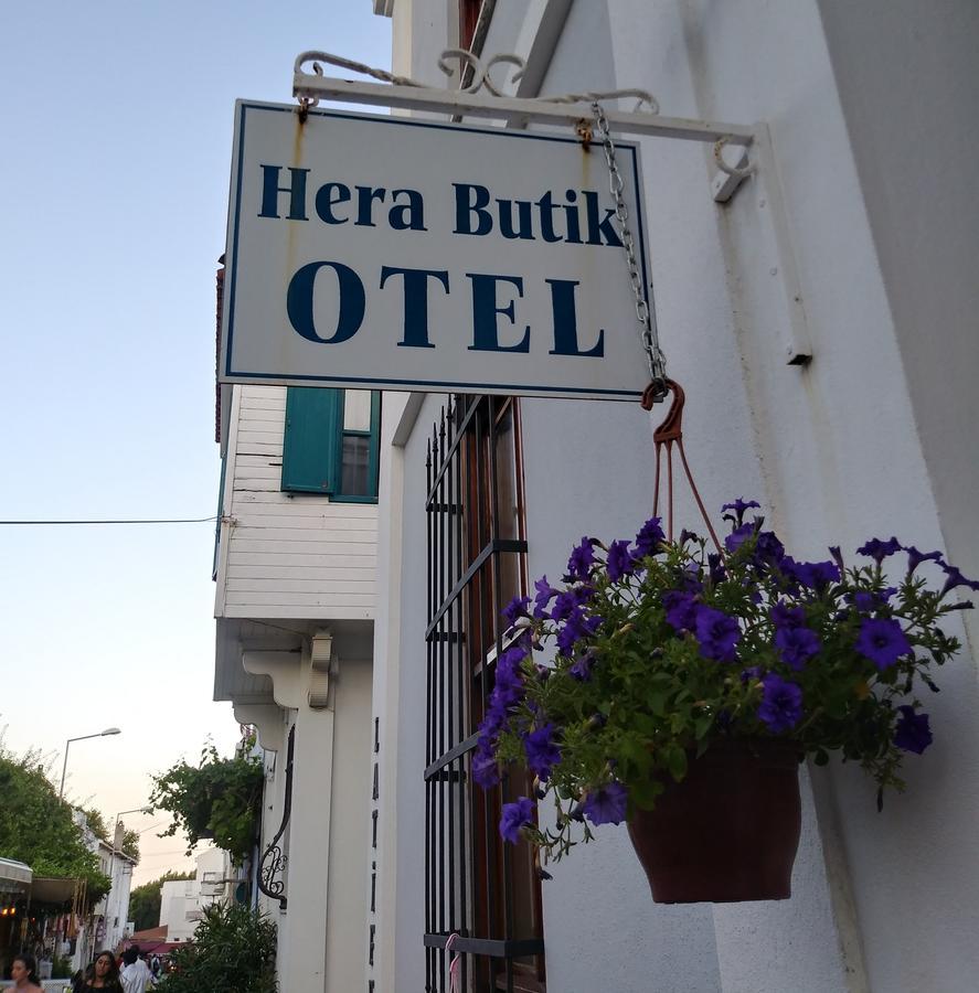 Hera (adults Only) 4*