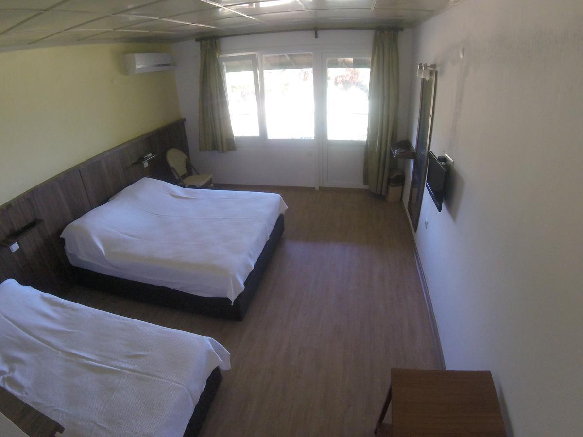 Rainbow Bay Hotel