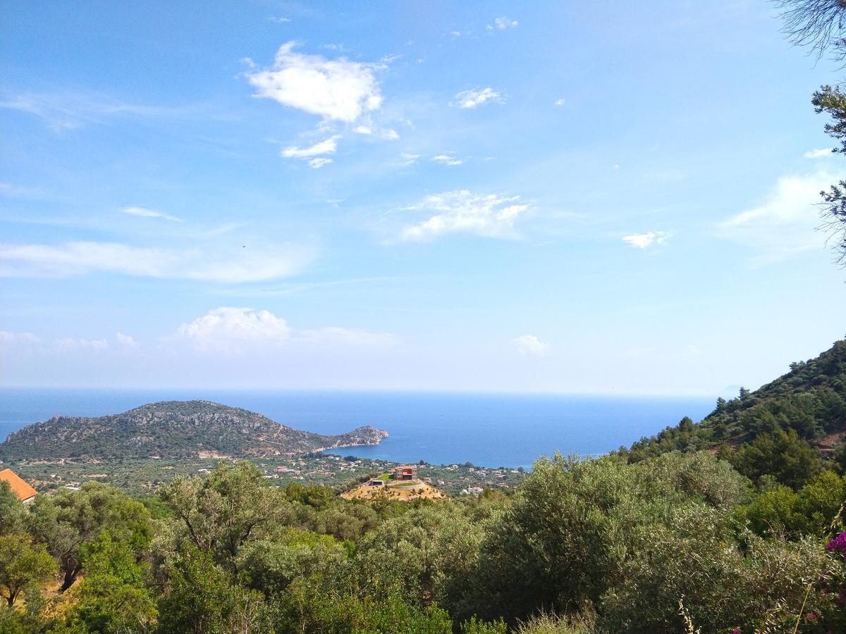 Zephyros Hotel
