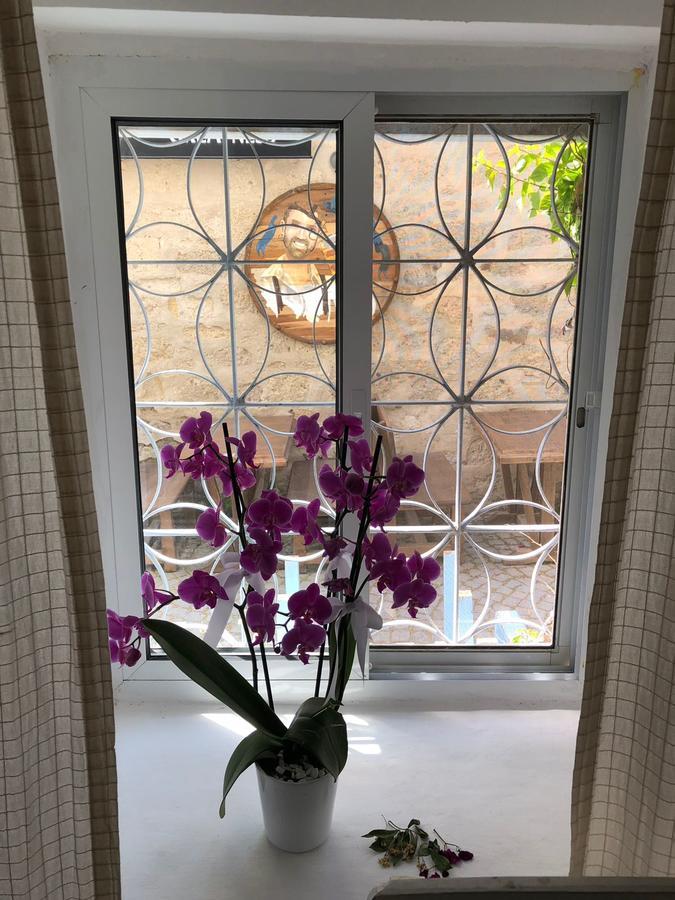 Alacati Frida Cesme