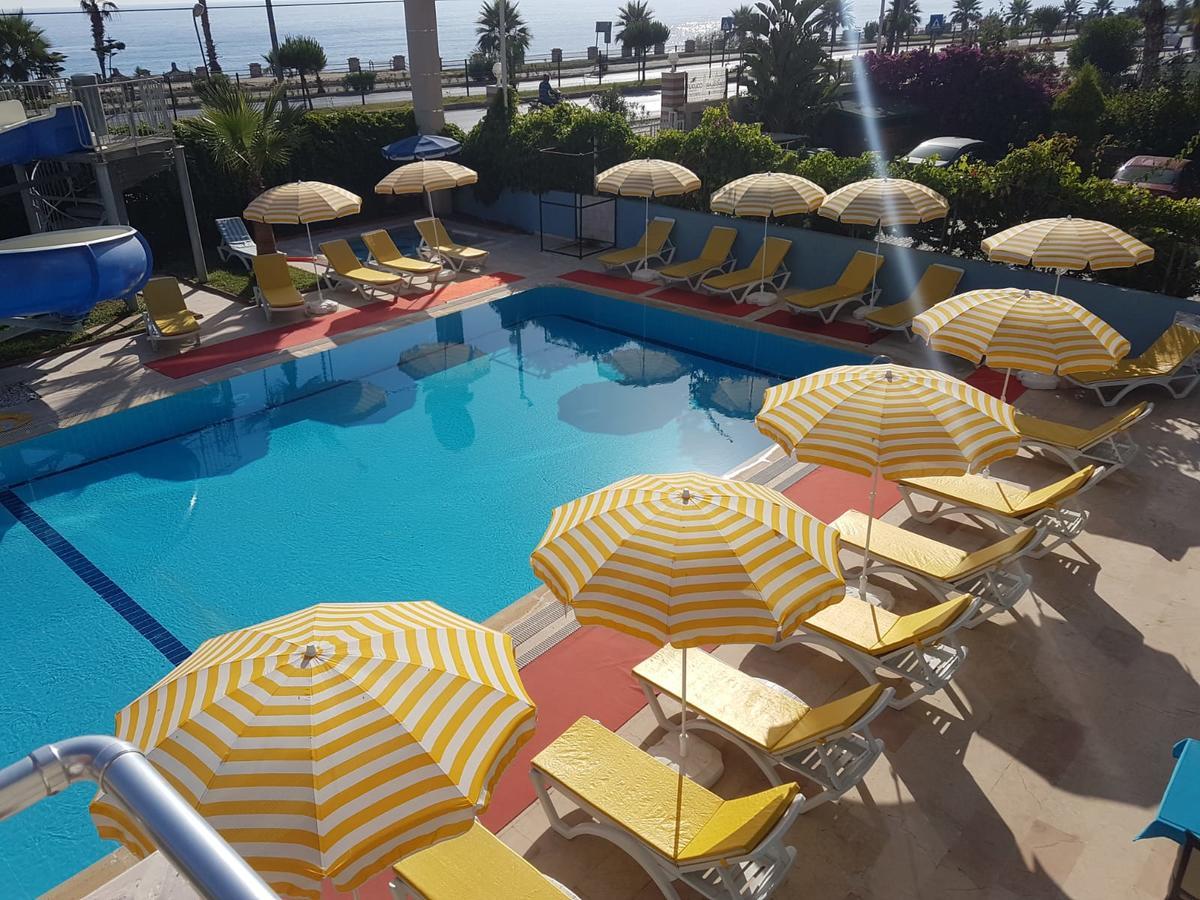 Mikado Hotel
