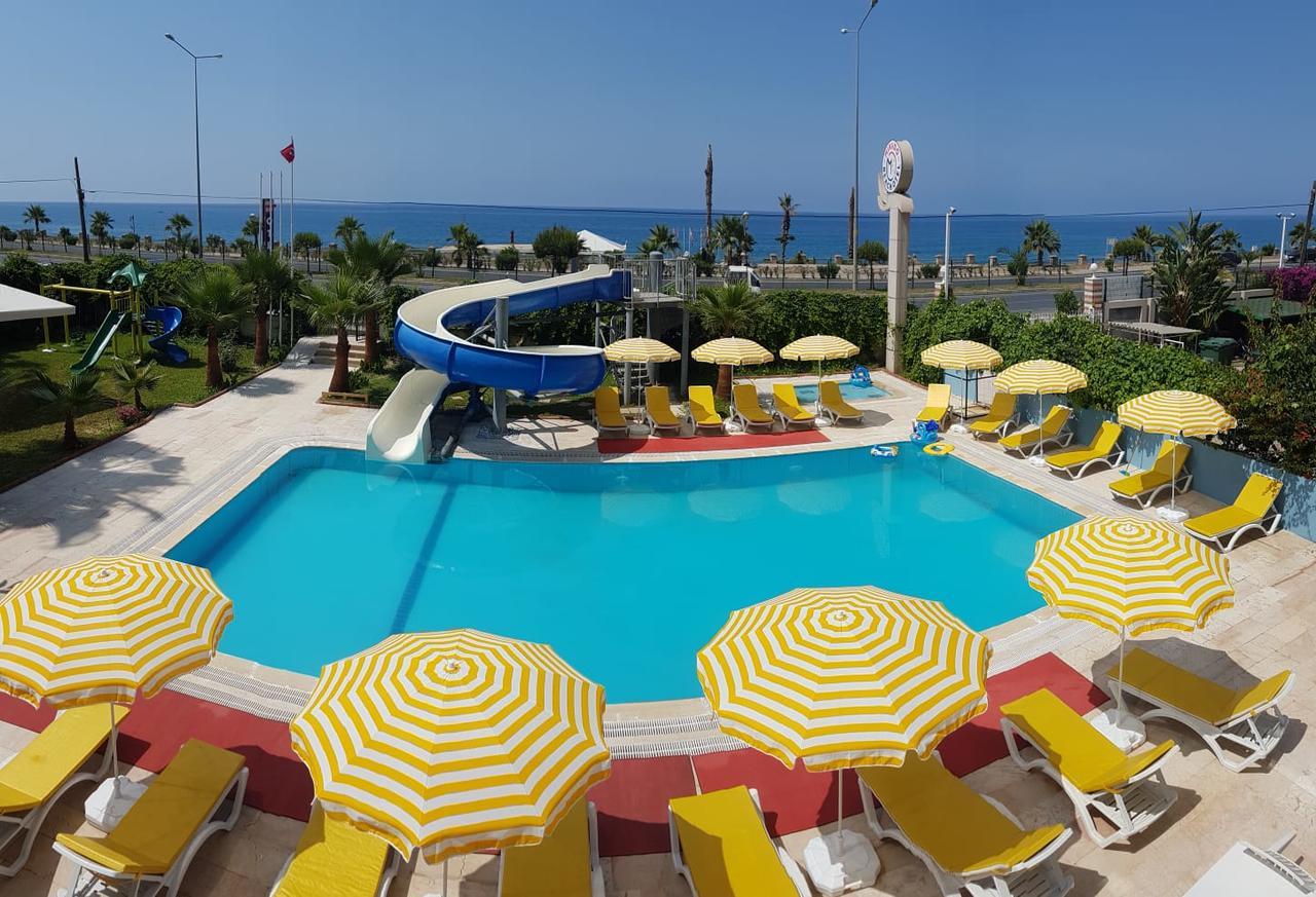 Mikado Hotel 3*