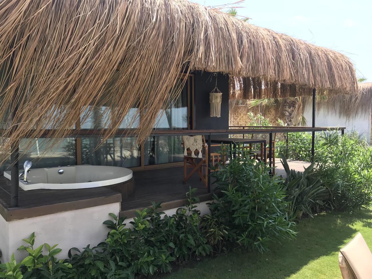 Before Sunset Bungalows Hotel