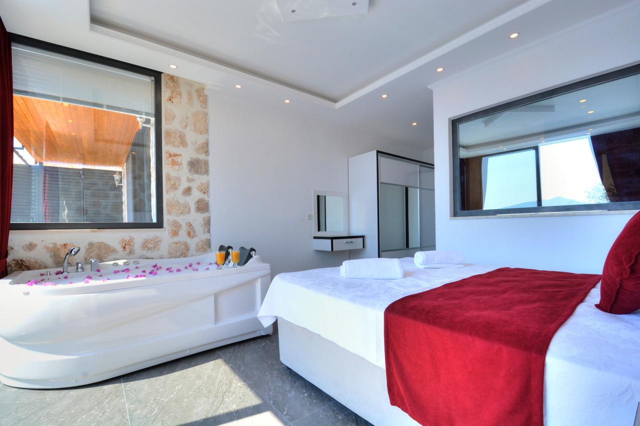 Gule * Kalkan