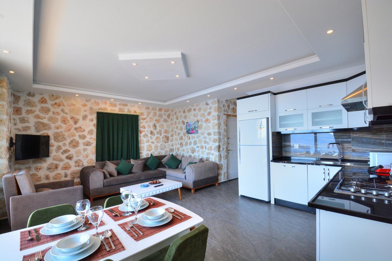 Gule * Kalkan