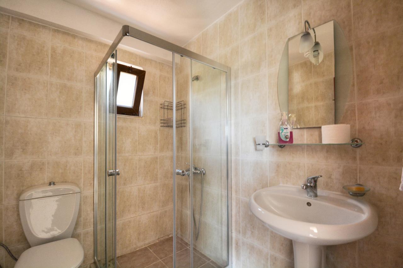 Olive-7 * Kalkan