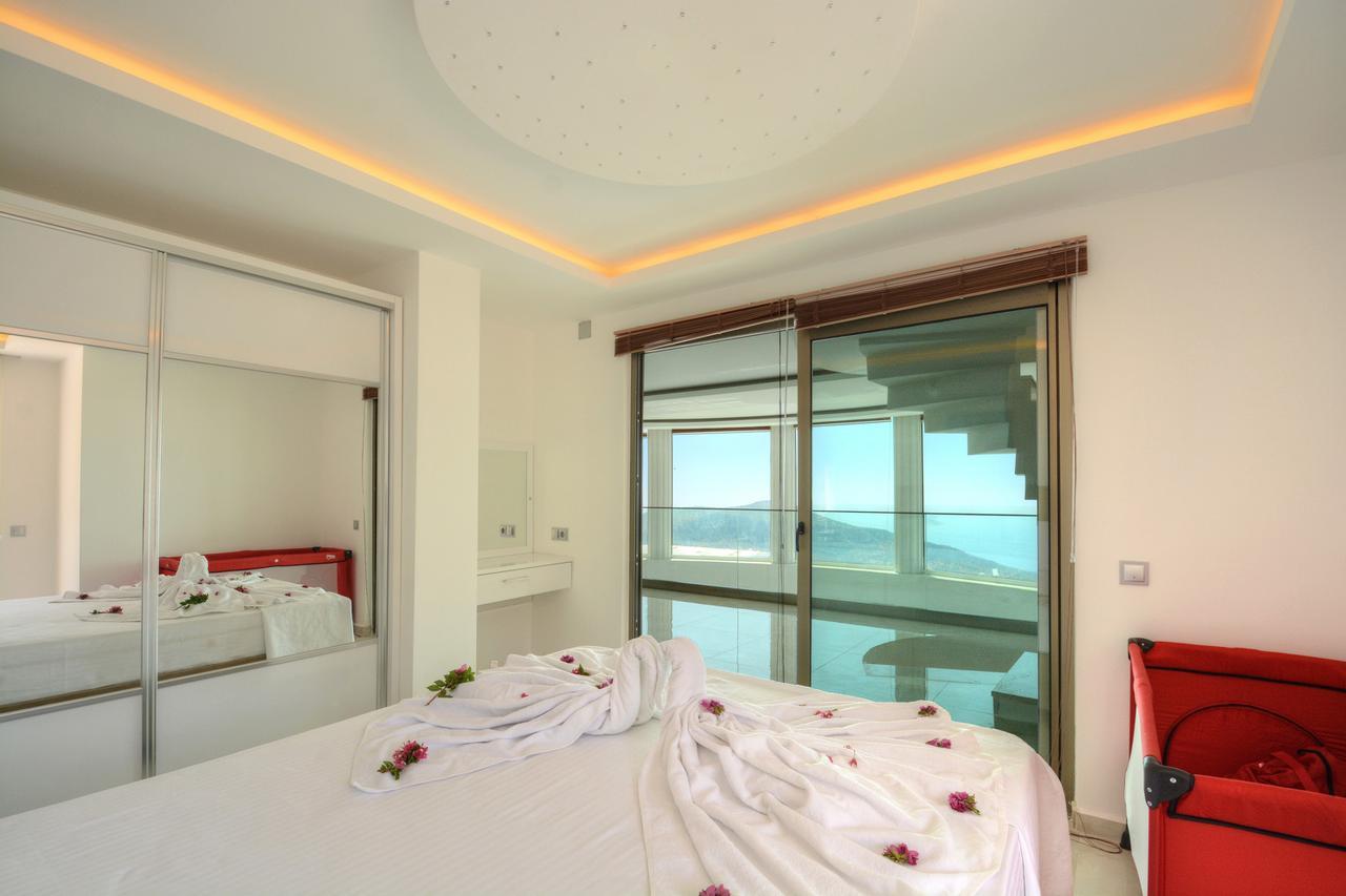 Sirius Villa
