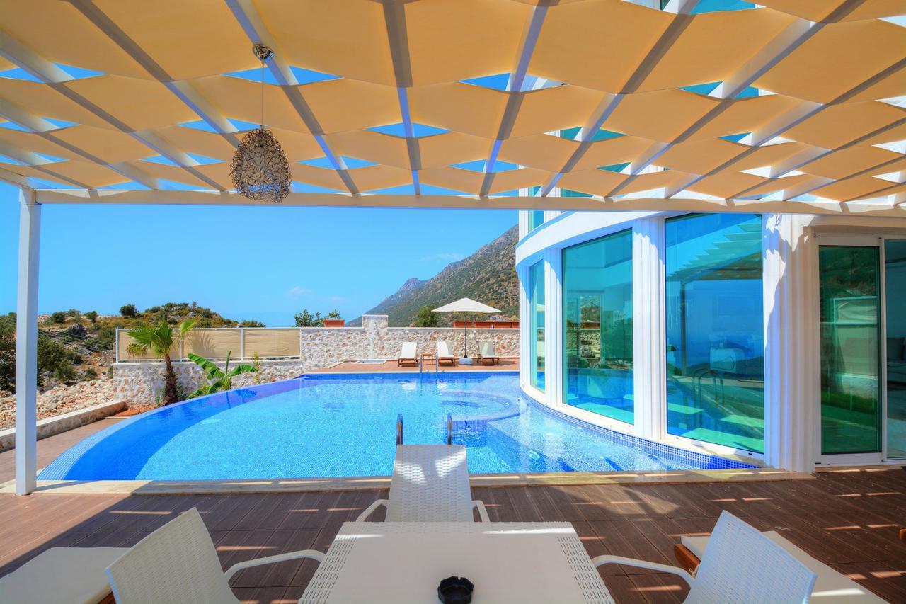 Sirius Villa
