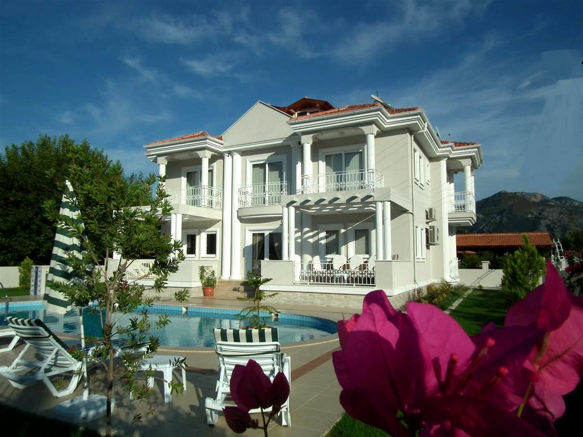 Rezene Holiday home *