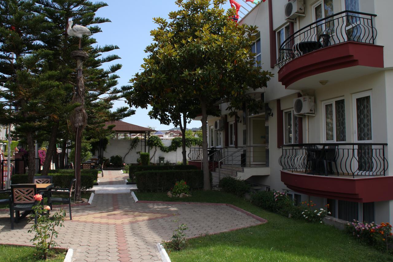 Minta Aparthotel 3*