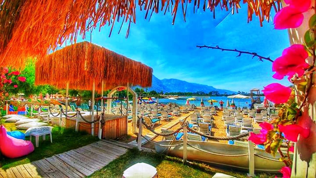 Campsite Golden Club & Caravan Holidays